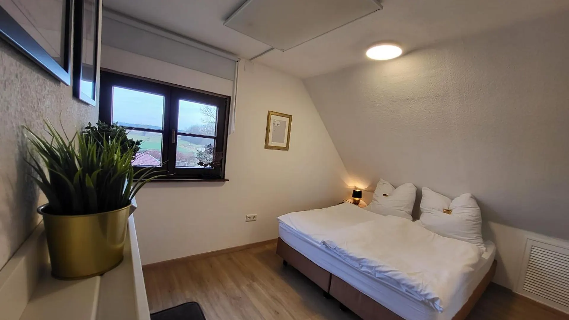 Apartment Messe- Und Ferienwohnung Am Ponyhof Nuernberg